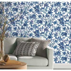 Watercolor Floral Peel and Stick Wallpaper (Covers 28.18 sq. ft.)