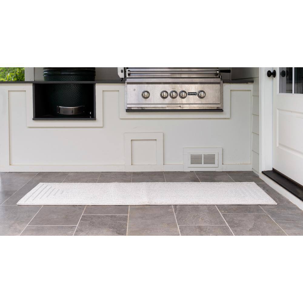 Beige and Ivory Synthetic Outdoor Runner Rug