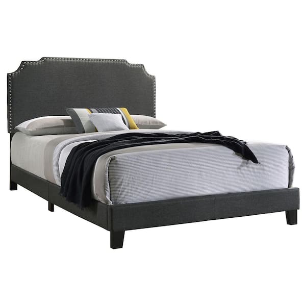 Coaster Tamarac Gray Wood Frame Fabric Upholstered Nailhead Eastern King Panel Bed