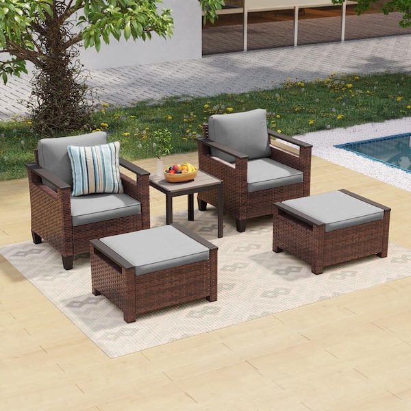 Sonkuki 5-Pieces Brown PE Wicker Patio Conversation Set with Side Table and Ottomans with Washable Gray Cushion