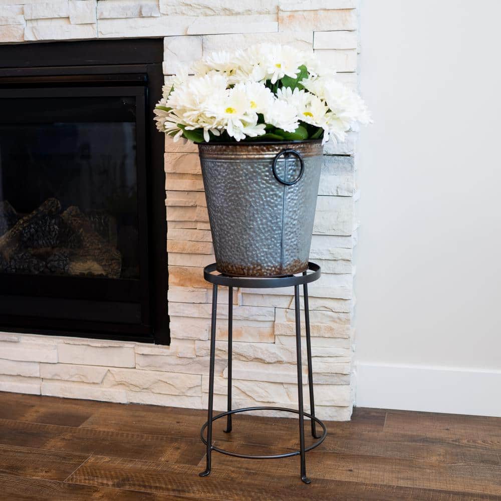 Graphite Wrought Iron Argyle Plant Stand, 18-inch Height