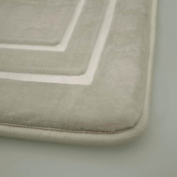 Lavish Home 2-Piece Memory Foam Embossed Bath Mat Set 