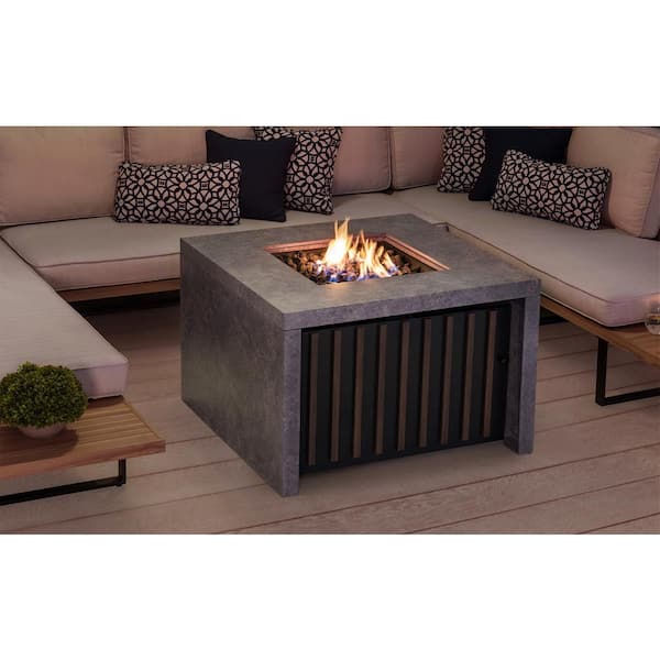 AMBERCOVE Farnsworth 38 in. W x 25.59 in. H Square LP