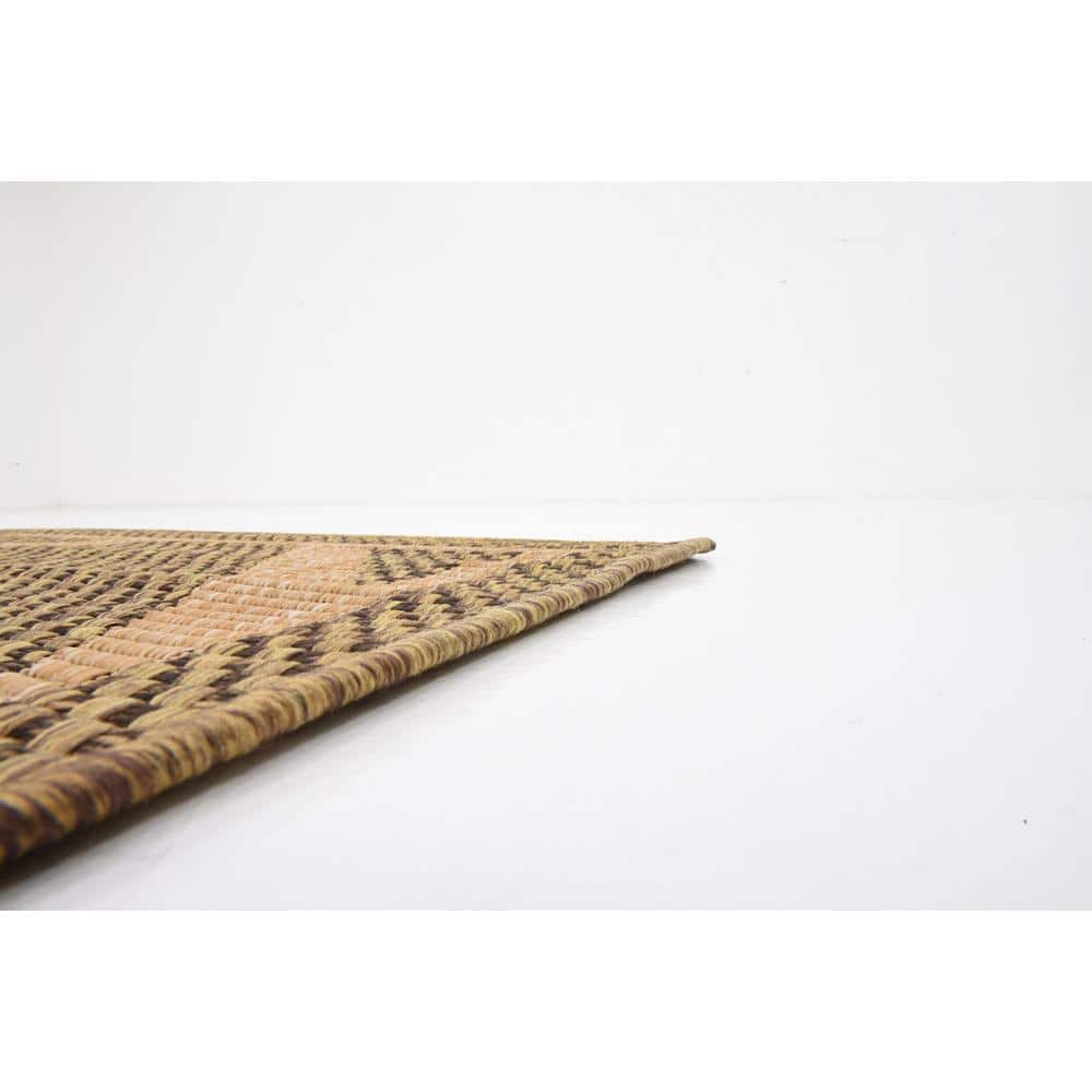 Easy-Care Stain-Resistant Brown Synthetic Outdoor Rug - 6' x 9'