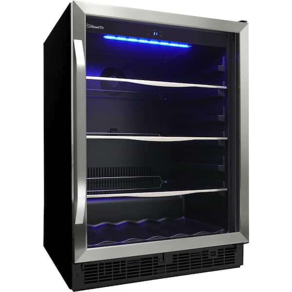 https://images.thdstatic.com/productImages/8250bcf2-64e7-4f34-911a-f562330db5a7/svn/black-with-stainless-steel-door-silhouette-beverage-wine-combos-sbc057d1bss-40_600.jpg