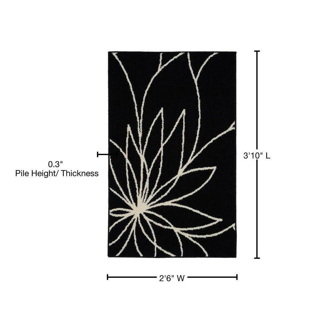 Modern Twist Black Floral Tufted Area Rug, 5' x 7', Easy Care