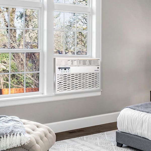 8.000 BTU (DOE) 115 Volts Window Air Conditioner Cools 350 Sq. Ft. with Remote in White