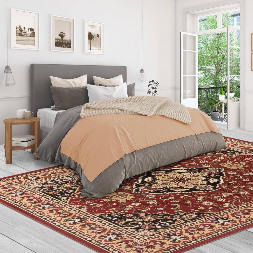 Red Low Pile Synthetic Rectangular Area Rug, 5' x 8'