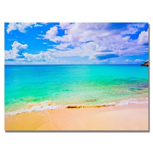 Trademark Fine Art 24 in. x 32 in. Maho Beach Canvas Art