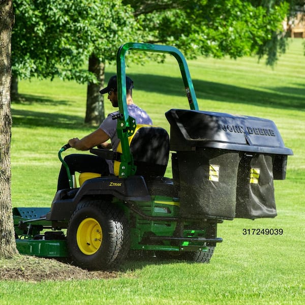 John Deere Zero-Turn Mower 54 in. Complete Bagging System for Z500