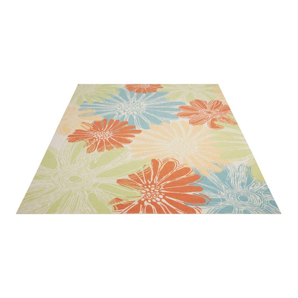Ivory Floral Synthetic 5'3" x 7'5" Indoor/Outdoor Easy Care Rug