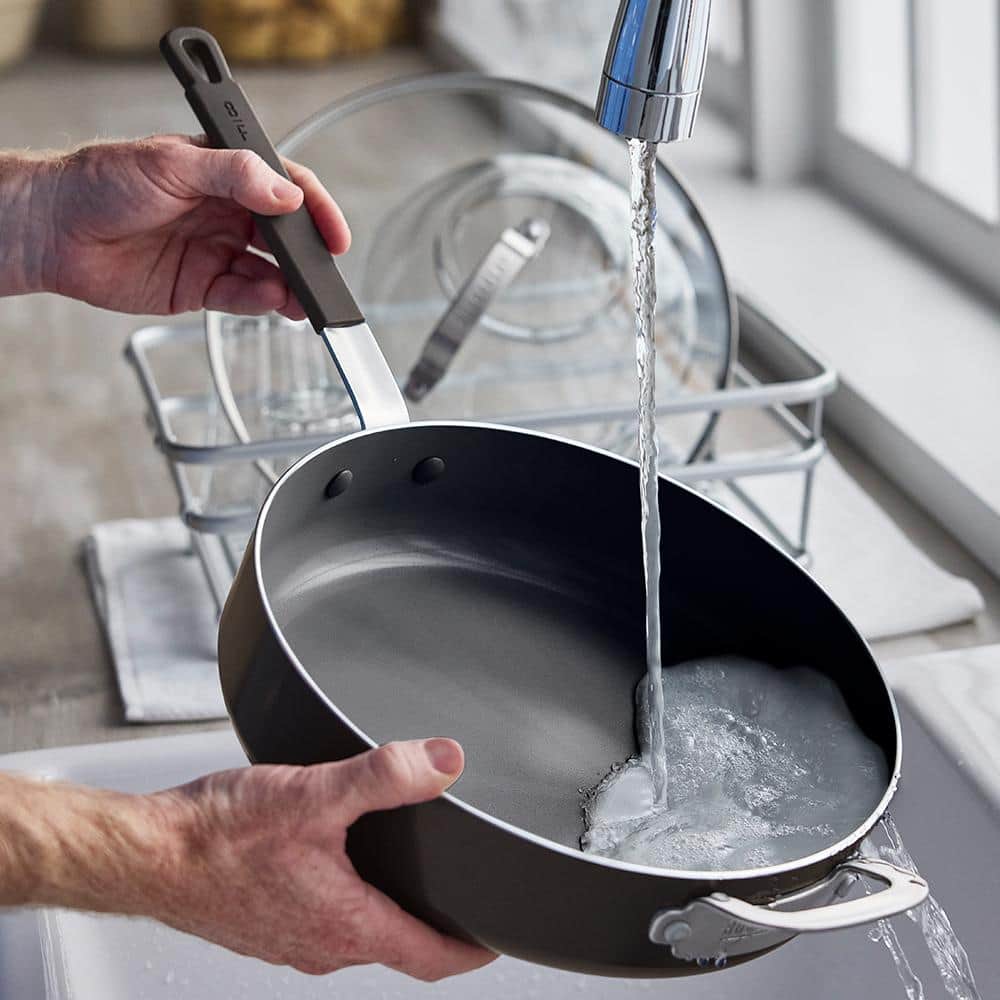 Professional Grade Black Aluminum Nonstick Sauté Pan with Lid, 4.5QT