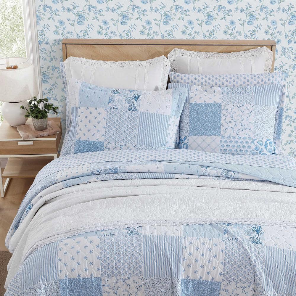Blue Cotton Twin Reversible Quilt Set with Shams