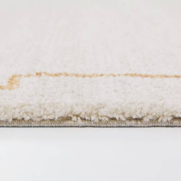 Clive Cream/Rust 5 ft. x 7 ft. Area Rug