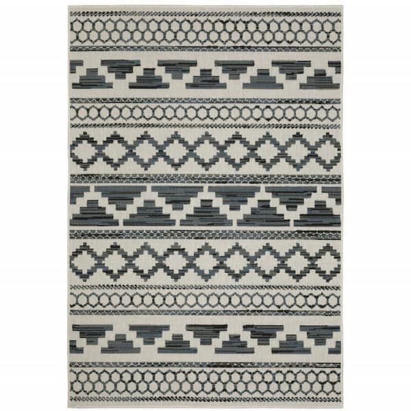 HomeRoots Blue, Beige 10 ft. x 13 ft. Loomed Geometric Polypropylene Rectangle Indoor/Outdoor Area Rug