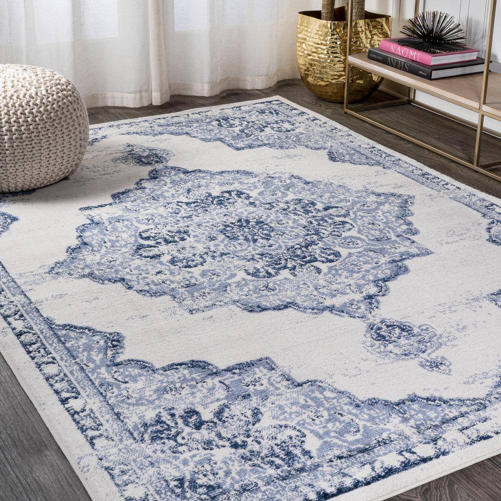 Light Blue/Ivory Reversible Synthetic Area Rug 4' x 6'