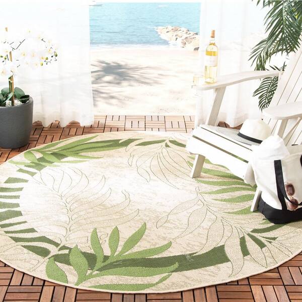 Courtyard Cream/Green 8 ft. x 8 ft. Palm Leaf Indoor/Outdoor Round Area Rug