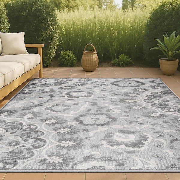 Gray/Ivory 4 ft. x 6 ft. Lucena Modern Medallion High-Low Light Indoor/Outdoor Area Rug