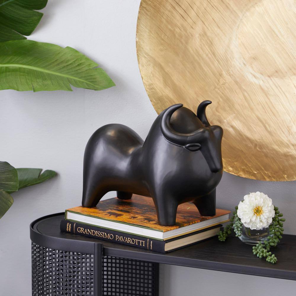 Elegant Noir 13'' Porcelain Bull Statue - Handcrafted Decor