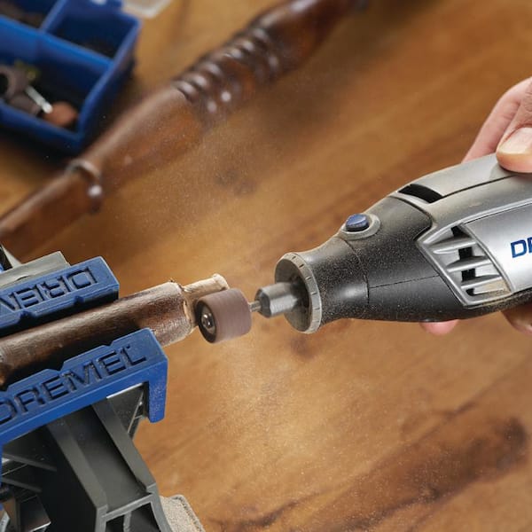 Dremel 3000 Series 1.2 Amp Variable Speed Corded Rotary Tool Kit with 24  Accessories, 1 Attachment and Carrying Case 3000-1/24 - The Home Depot