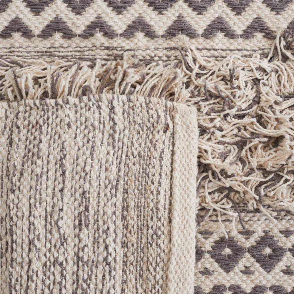 Handwoven Gray Cotton 4' x 6' Beach House Style Area Rug