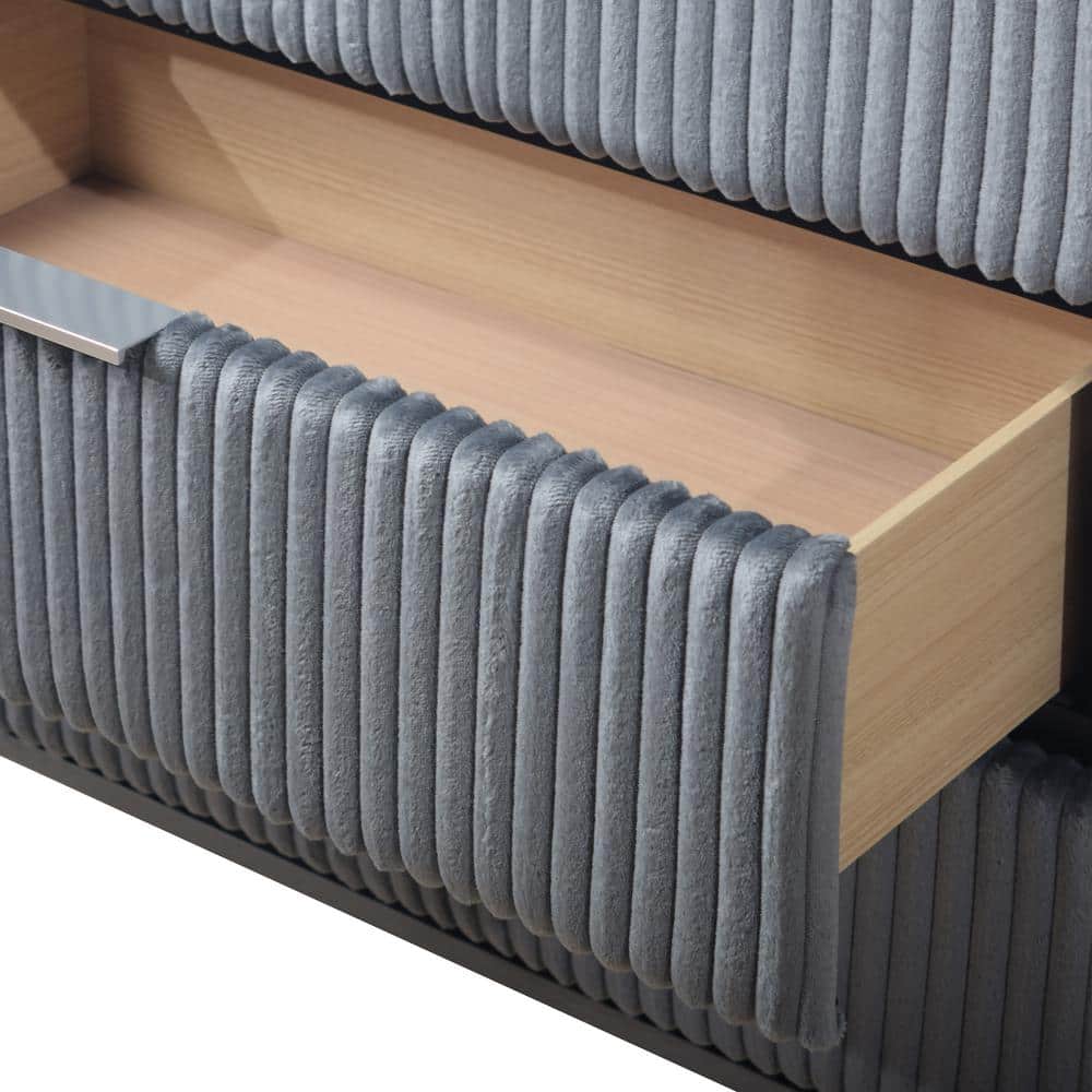 Gray Contemporary 5-Drawer Chest with Dovetail Drawer