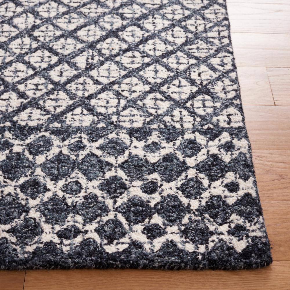 Ivory and Navy Abstract Hand-Tufted Wool Area Rug, 8' x 10'