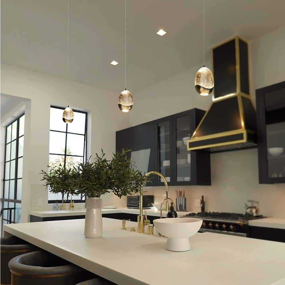 Elegant Venezia Gold LED Pendant with Champagne Glass Shade