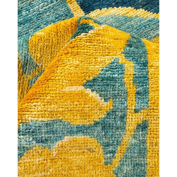 Eclectic Yellow 9 x 12 Floral Wool Indoor Area Rug