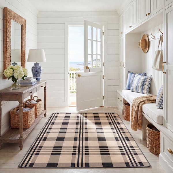 Natural Fiber 5 ft. x 8 ft. Natural/Black Plaid Area Rug