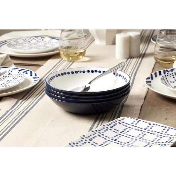 Oneida Harbor 12-Piece White Porcelain Dinnerware (Set Service For
