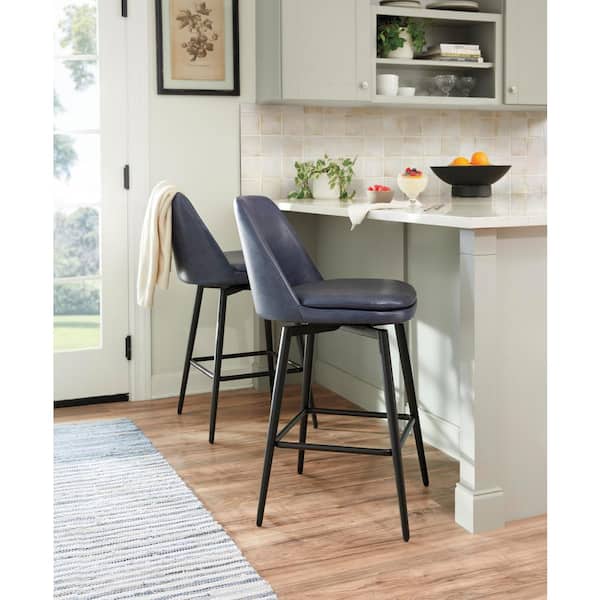 TrafficMaster - Lakeshore Pecan 7 mm T x 7.6 in. W Laminate Wood Flooring (24.2 sqft/case)