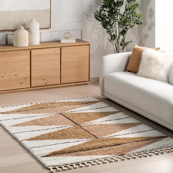 Alexia Diamond Tasseled Light Brown 10 ft. x 14 ft. Indoor Area Rug