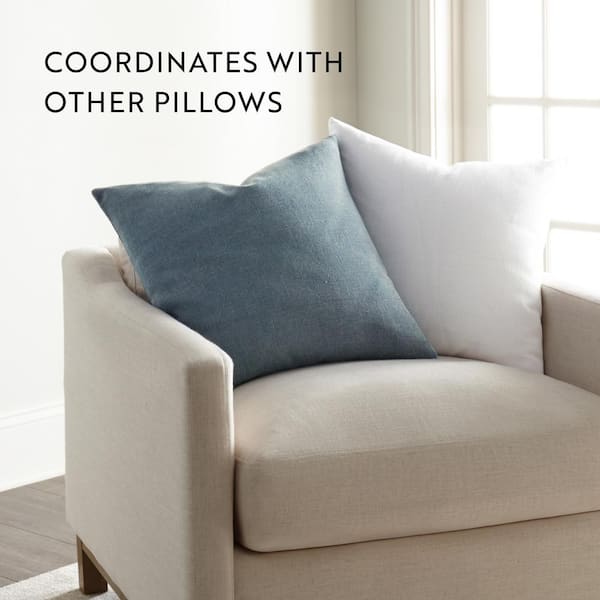 Washed and Distressed Cotton 20 in. x 20 in. Decor Throw Pillow in Navy