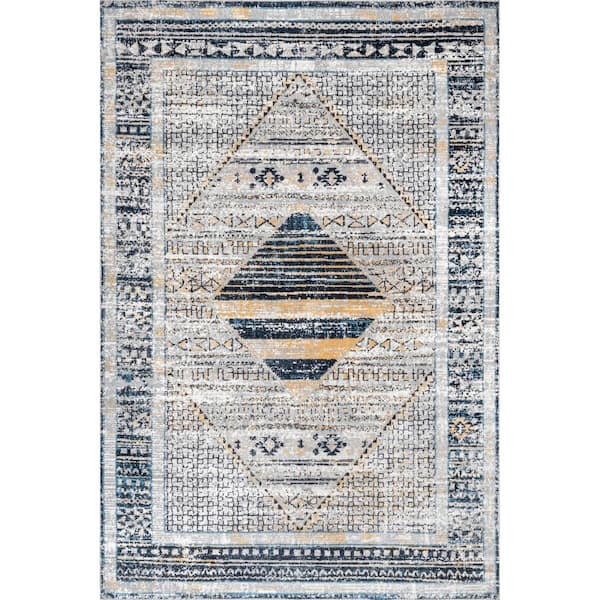nuLOOM Sarai Machine Washable Light Grey 4 ft. x 6 ft. Distressed Persian Area Rug