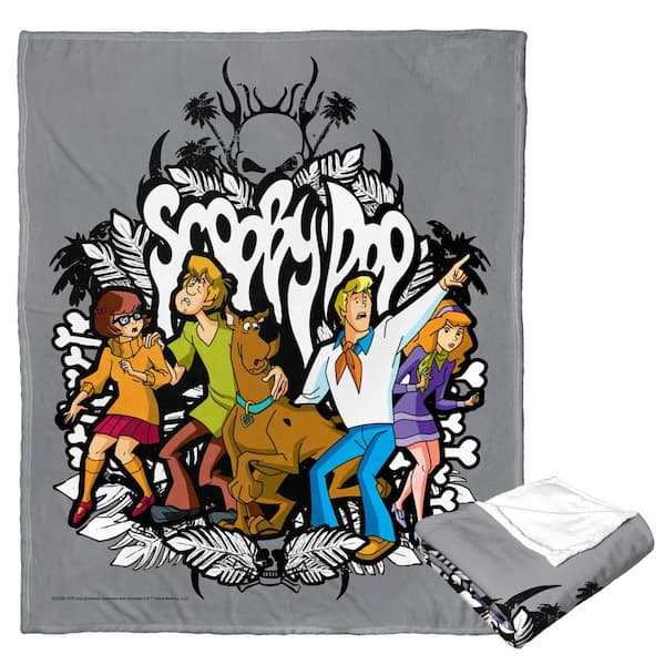 THE NORTHWEST GROUP Warner Bros. Scooby Doo Silk Touch Multi-Colored Throw Blanket Mystery Incorporated