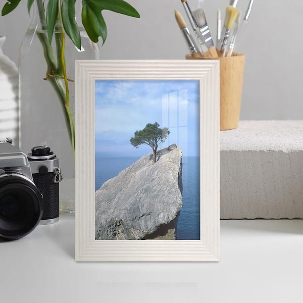 Grooved 5 in. x 7 in. White Picture Frame