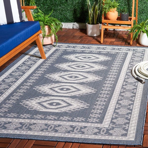 Bermuda Navy/Ivory 4 ft. x 6 ft. Border Medallion Indoor/Outdoor Area Rug