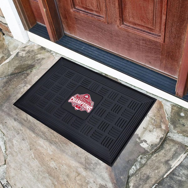 2024-25 College Football Champions-Ohio State Black Outdoor Heavy Duty Vinyl Medallion Door Mat-19. 5 in. x 31 in.