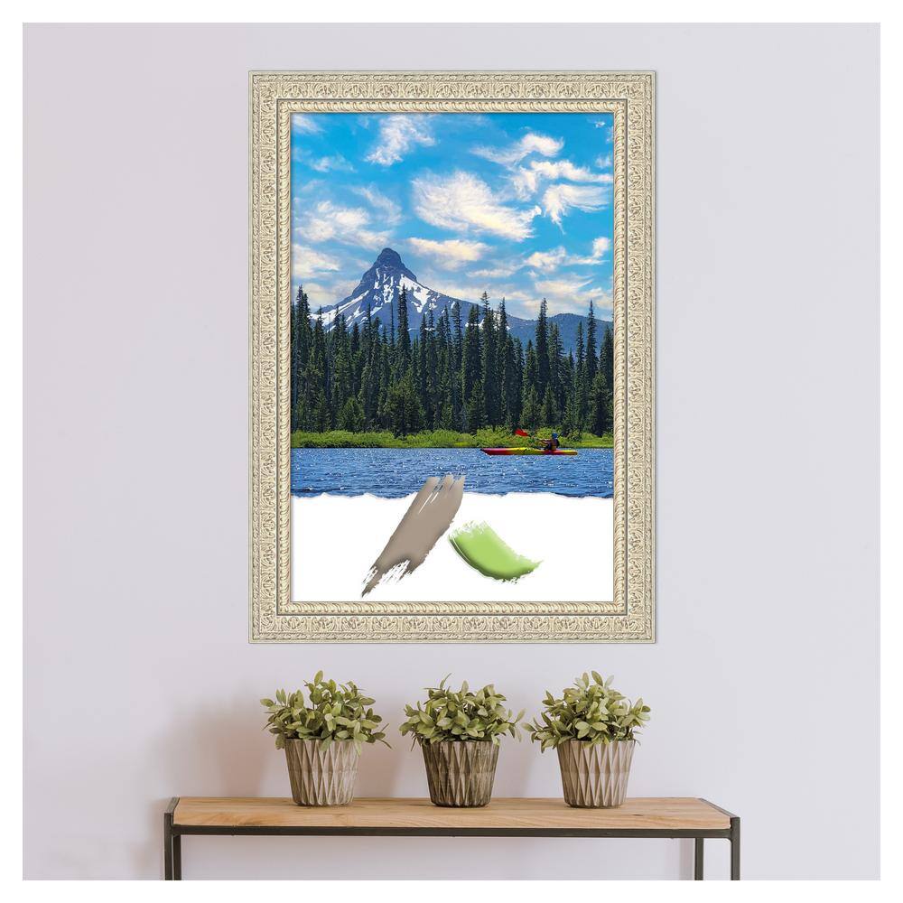 Elegant Cream Ornate Wood Wall Picture Frame