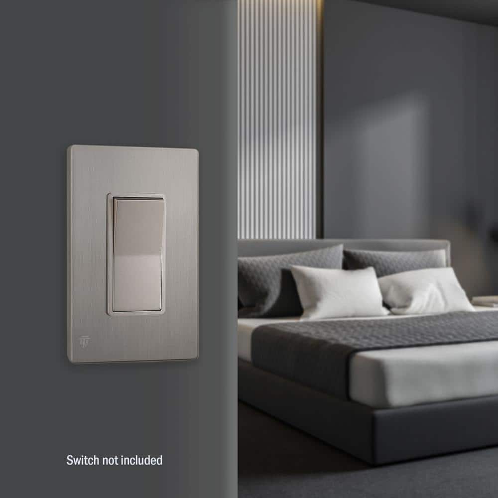 Brushed Nickel Screwless 1-Gang Decorator Wall Plate