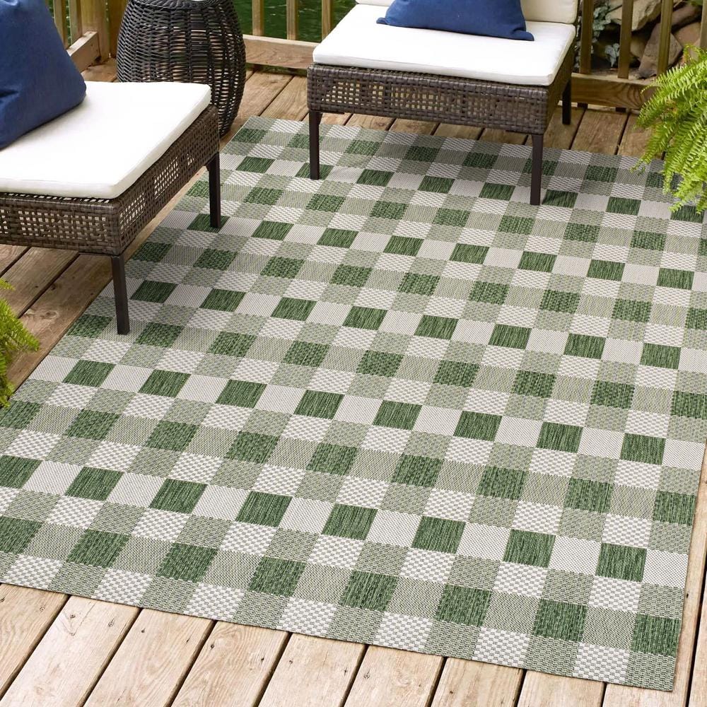 Darcy Green and Cream Geometric Synthetic Indoor/Outdoor Area Rug