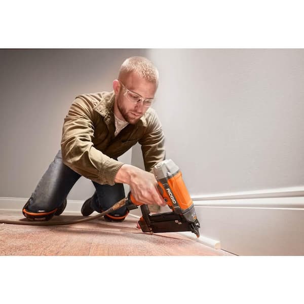 RIDGID 18V Brushless Cordless 21° 3-1/2 in. Framing Nailer (Tool Only)  R09894B - The Home Depot