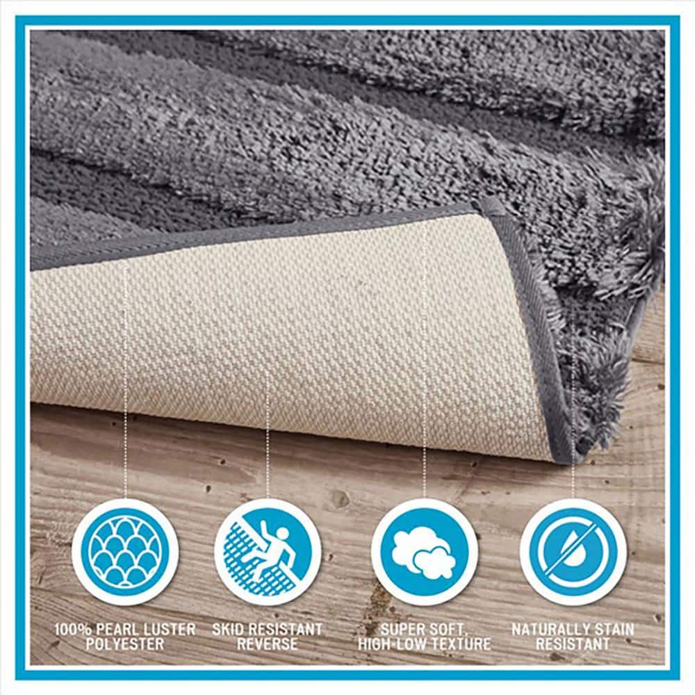 Gray Polyester Tufted Non-Skid Bathroom Rug 21" x 34"