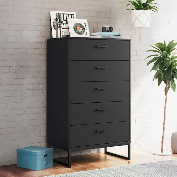 Signature Design By Ashley チェスト ※i1-2※ Signature DESIGN BY ASHLEY Socalle Black 5 Drawer 29.88 in. Chest