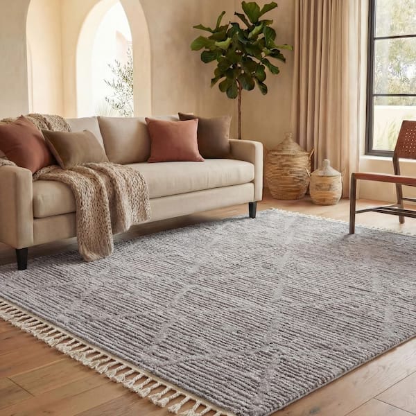 Marrakesh 2 ft. x 3 ft. Gray Diamond High-Low Area Rug