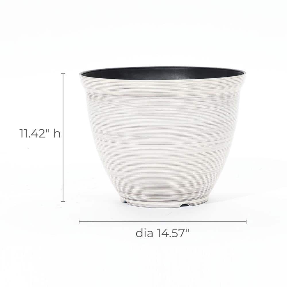 Ivory White Round Recycled Plastic Indoor/Outdoor Planter