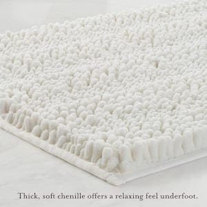 Non-Slip Astor Chenille 20 in. x 34 in. White Polyester 2-Piece Bath Mat Set