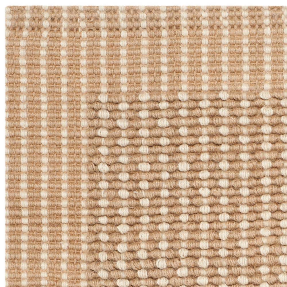 Handmade Ivory Geometric Braided Jute 30" Square Accent Rug