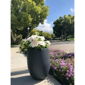 17 in. Dia Lightweight Concrete Modern Seamless Round Charcoal Planter
